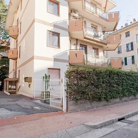 Il Giardino Di Manu - Private Garden And Parking Διαμέρισμα Bordighera