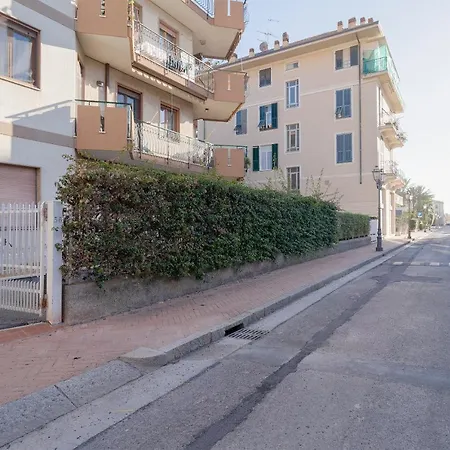 Il Giardino Di Manu - Private Garden And Parking